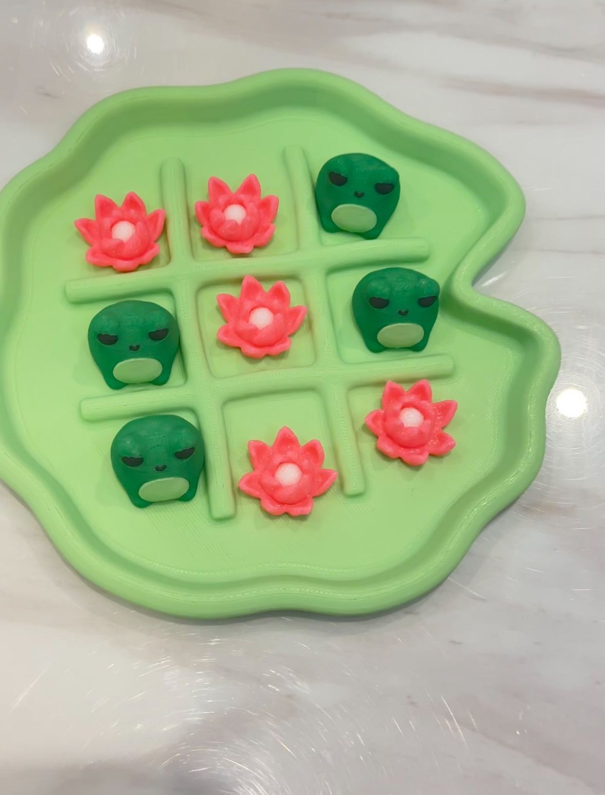 X,O frogy them