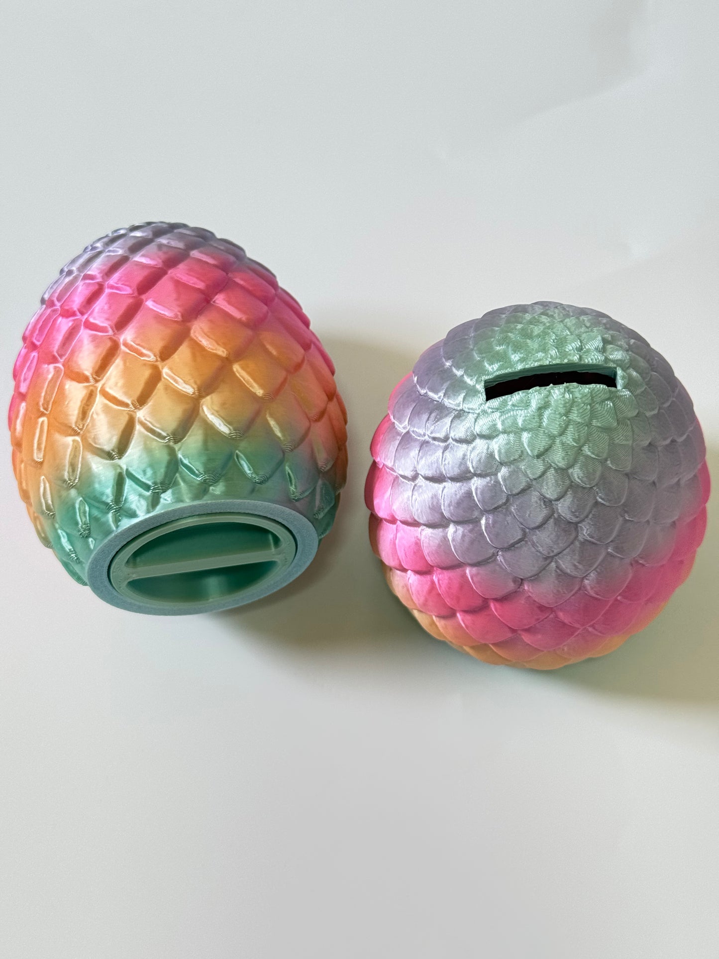 حصالة بيضة التنين